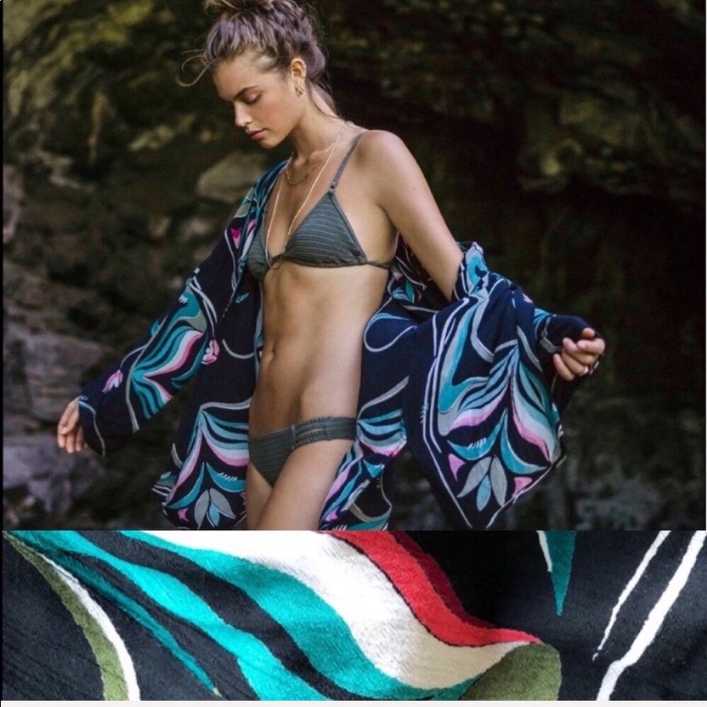 🌴🌼BILLABONG- COVER UP🌼🌴 - Picture 5 of 8